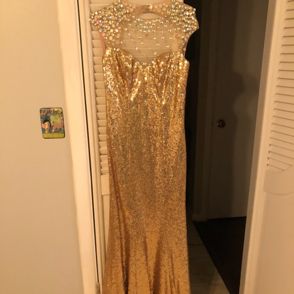Sparkly Prom Dress